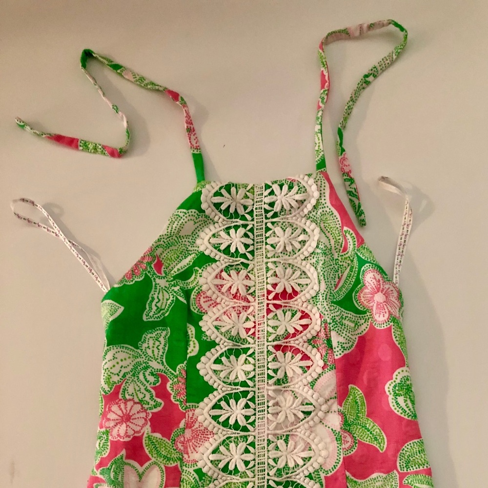 Lilly Pulitzer halter top Size 2 EUC!